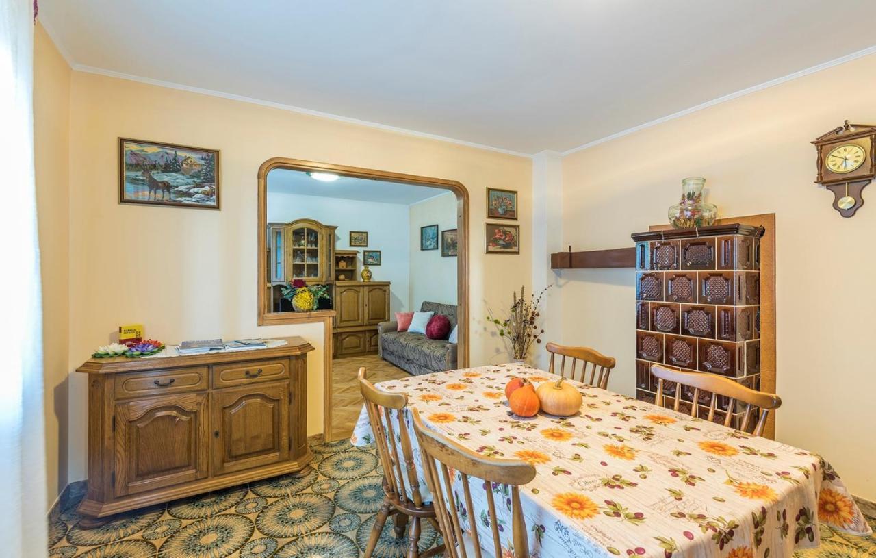 Ferienhaus Zora With Whirlpool Sveti Lovrec Pazenaticki ภายนอก รูปภาพ