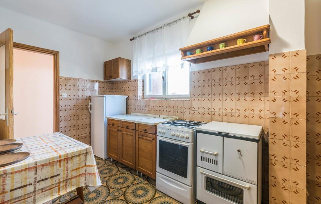 Ferienhaus Zora With Whirlpool Sveti Lovrec Pazenaticki ภายนอก รูปภาพ